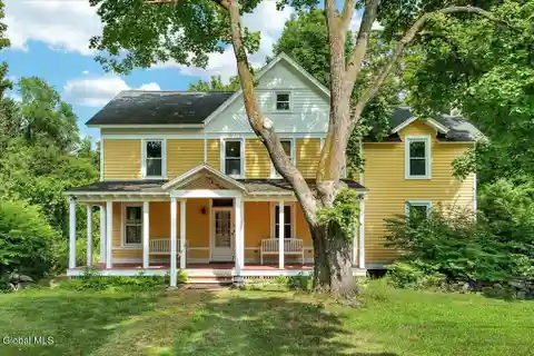 Lovely Home in the Village of Kinderhook
