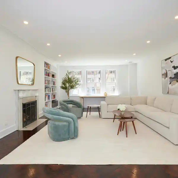 RENOVATED HOME IN A PREMIER PREWAR COOPERATIVE