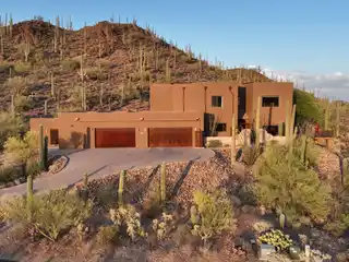 Custom Mountainview Masterpiece with Timeless Charm