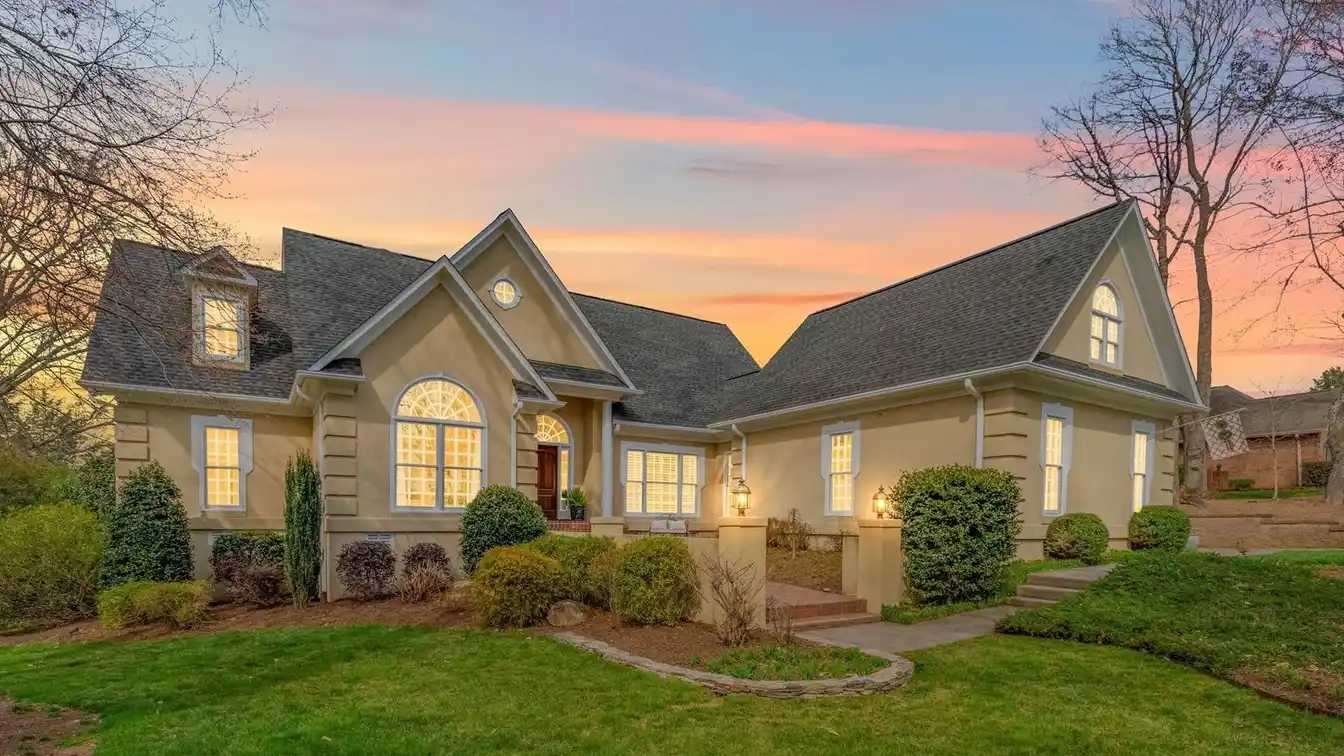 Amazing Golf Course Home in the Gated Cramer Mountain Community