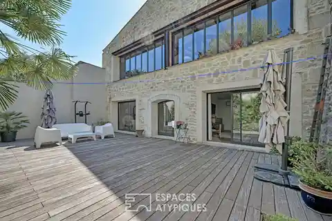 Tranquil Retreat with Luxe Modern Comforts