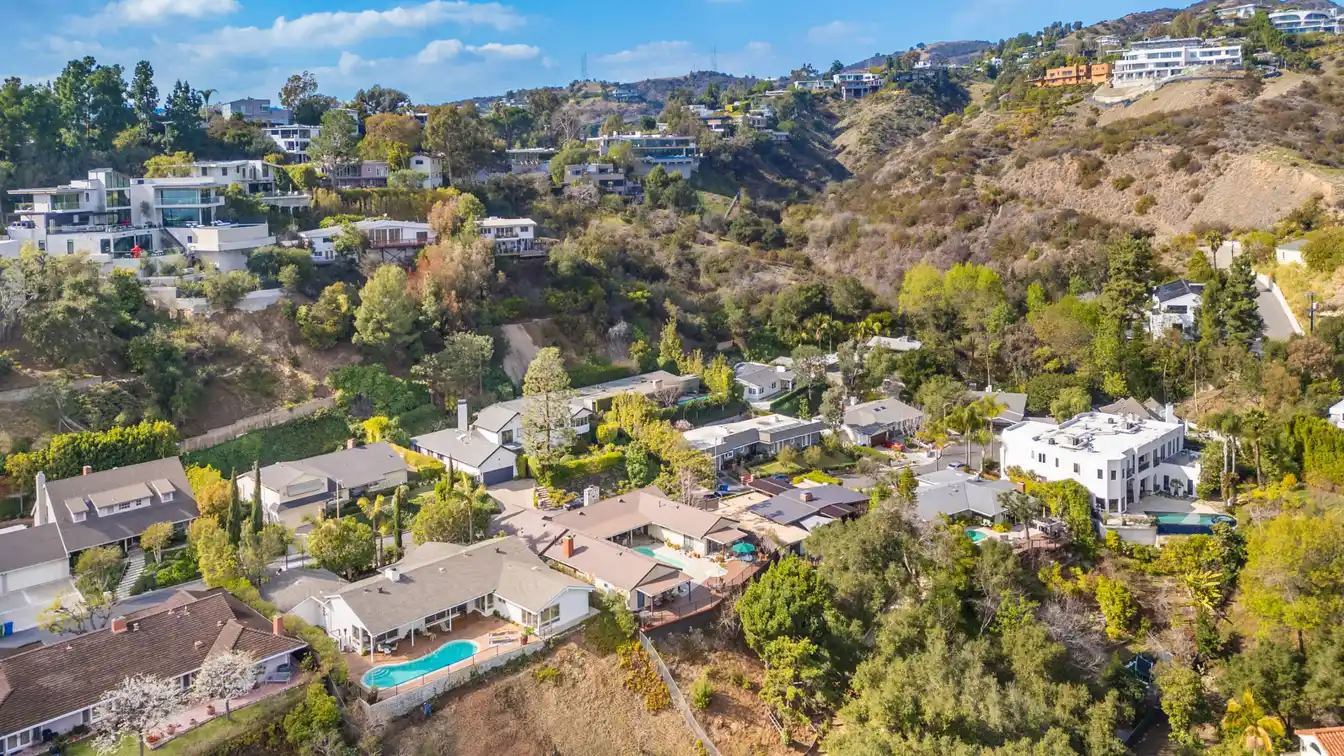 Palm Springs-style Retreat in Prime Brentwood