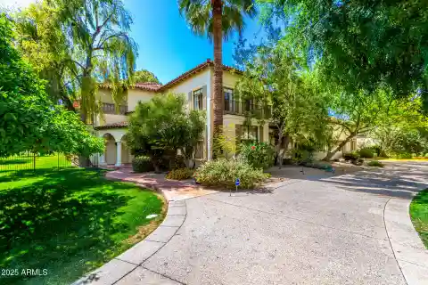 Iconic Goldwater Property