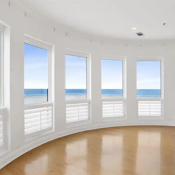 TOP FLOOR PENTHOUSE AT LA PLAYA