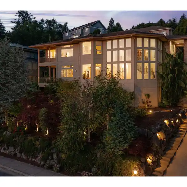 RESORT LIVING IN THE CITY