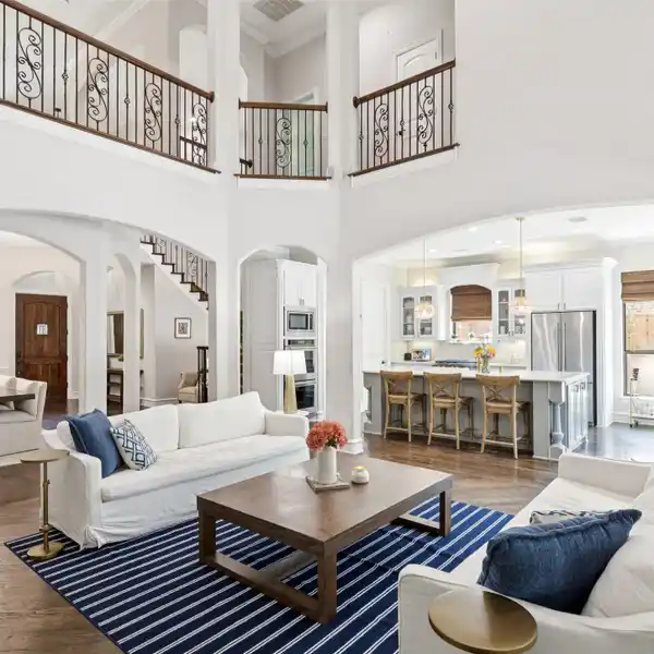 UPDATED LUXURY RESIDENCE IN VILLAGES OF STONELAKE ESTATES