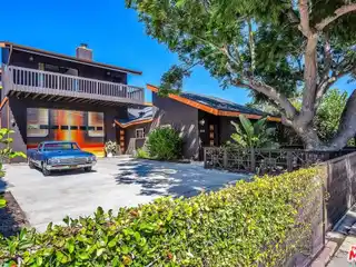 Upscale Beach Community Living with Expansive Six-Car Garage