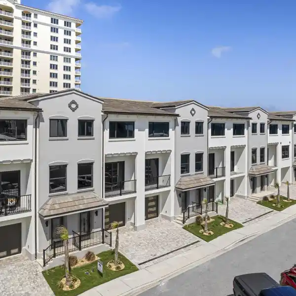 NEWLY CONSTRUCTED PELICAN VIEW TOWNHOME