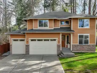 Immaculately Maintained Modern Home