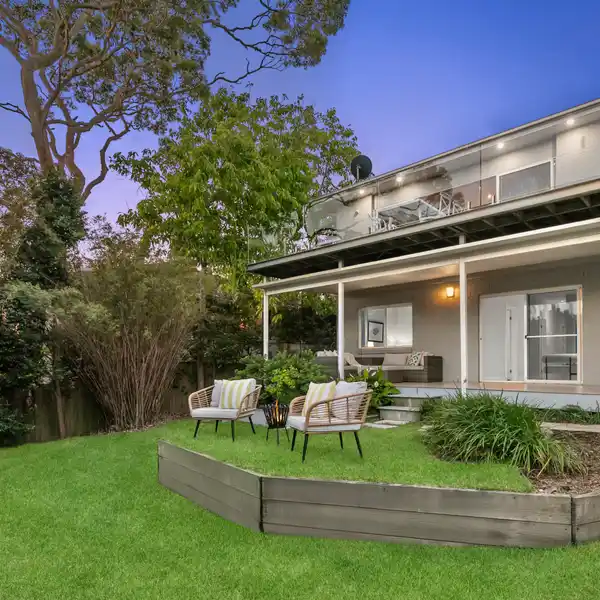 PRIVATE FAMILY SANCTUARY WITH OCEAN VIEWS AND VERSATILE LAYOUT