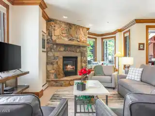 Beautifully Remodeled Condo at Mccoy Peak