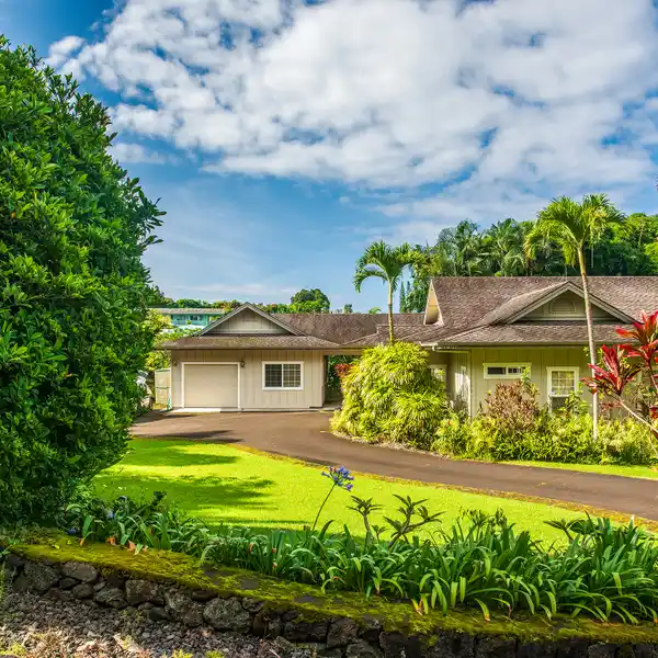 SERENE CUSTOM HOME ON ACREAGE
