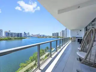 One-of-a-kind Corner Residence at Echo Aventura