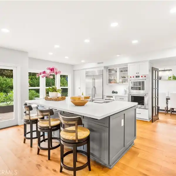 THOUGHTFULLY DESIGNED RESIDENCE IN THE SAN MARIN ENCLAVE