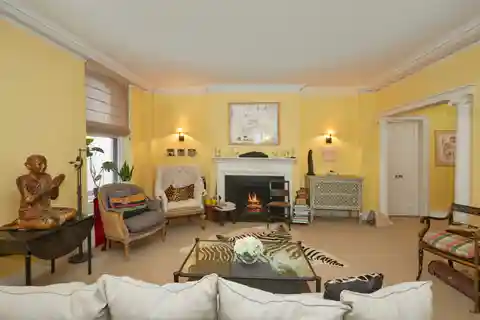 Delightful Classic Prewar Aparment with Lovely Original Features