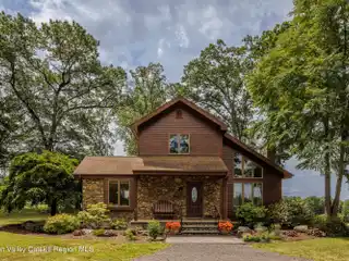 Equestrian Retreat with Stunning Catskill Mountain Views