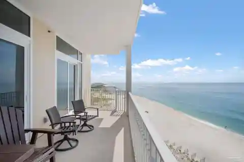 Extraordinary Direct Gulf-Front Residence