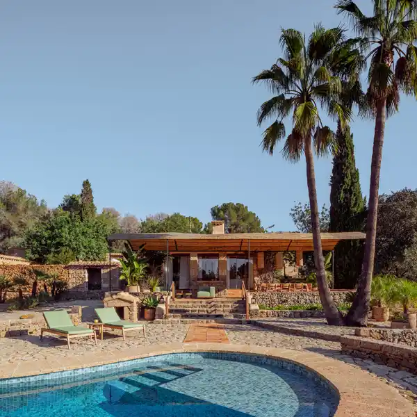 IMPRESSIVE VILLA IN THE PRESTIGIOUS LA SELLA GOLF AREA