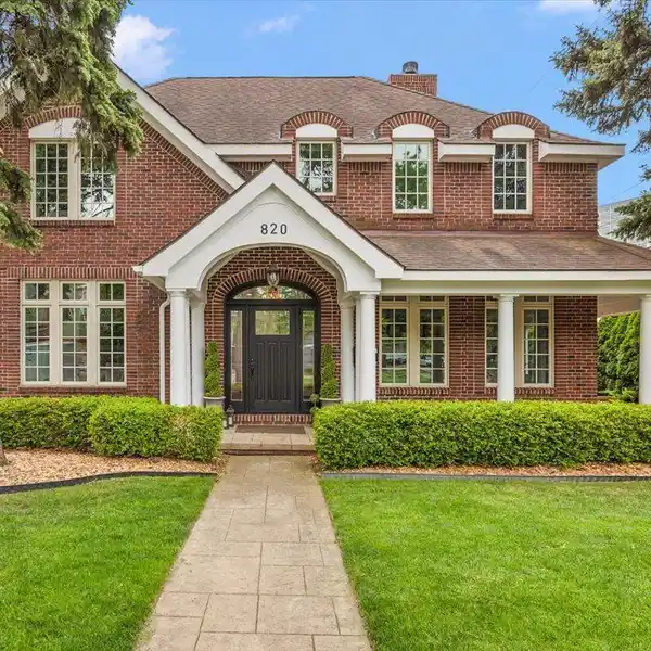 CUSTOM ALL-BRICK HOME IN THE TRIANGLE DISTRICT