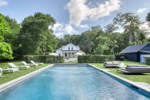 Fabulous Renovation of the Iconic Captain Cartwright House