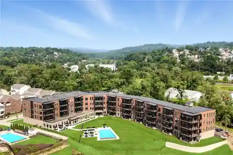 Unmatched Living at the Brooks