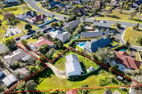 Sunny Flat Section Opposite Linwood Reserve