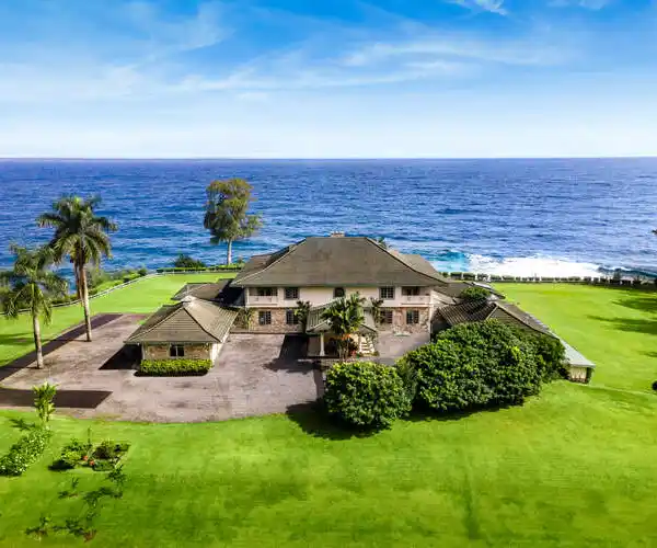 STUNNING AND EXCLUSIVE ESTATE