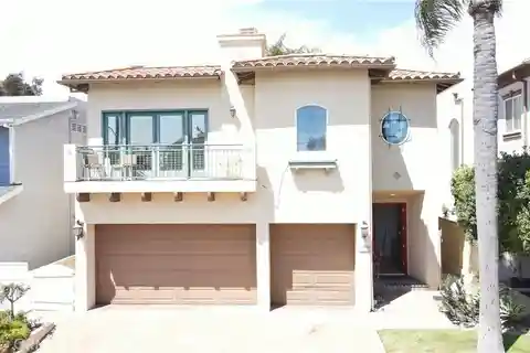 Livable Coastal Retreat