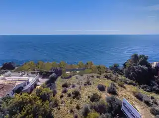 Extensive Plot with Excellent Views