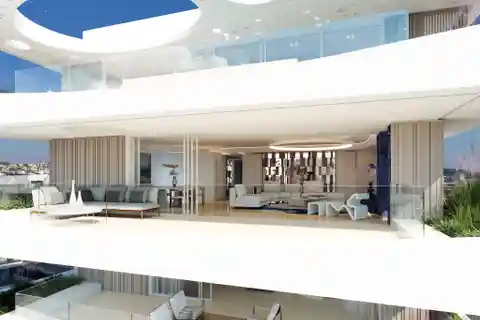 Modern Penthouse in Voula