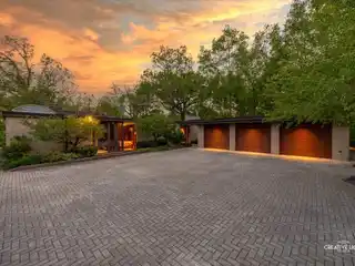 Iconic Mid-century Masterpiece on Private Acres