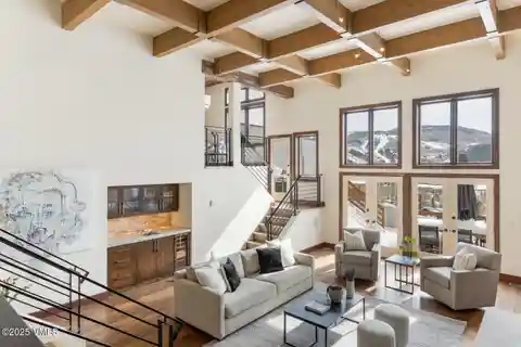 Six Bedroom Home in Sought-after Singletree