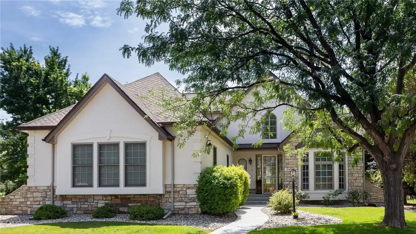 Impeccable Home in Sought-after Country Club Estates