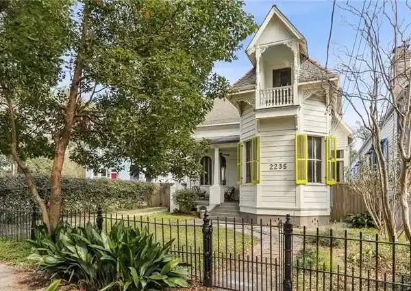 BEAUTIFULLY RESTORED HISTORIC HOME