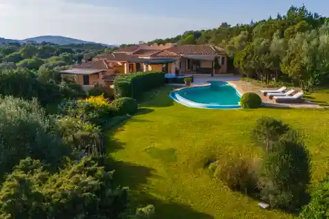 Expansive Nine Bedroom Villa in a Lush Setting