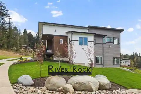 New Construction in River Rock Auburn