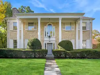 Stately Kenilworth Residence