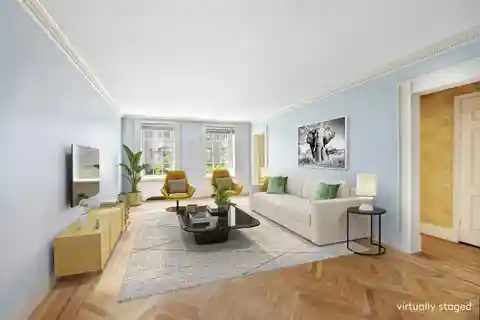 Gracious Home in a Distinctive prewar Building