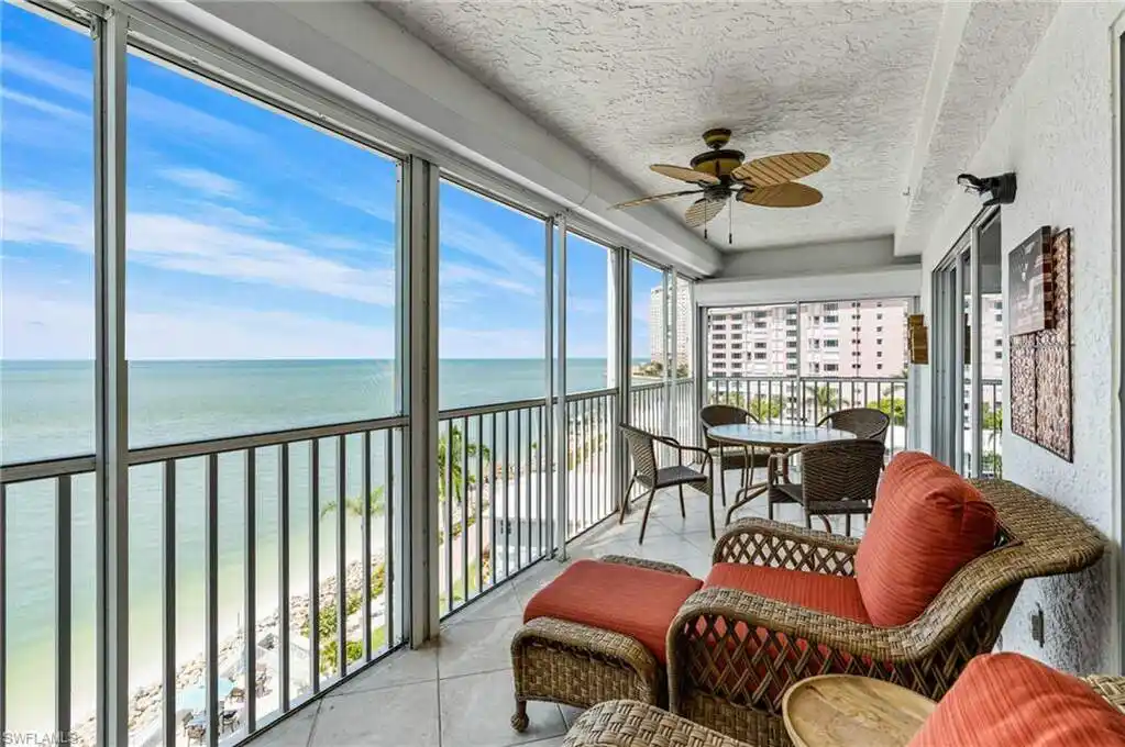 End Residence with Stunning Gulf Views