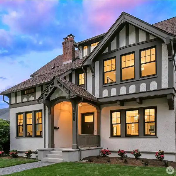 HISTORIC NORTH CAPITOL HILL RESIDENCE