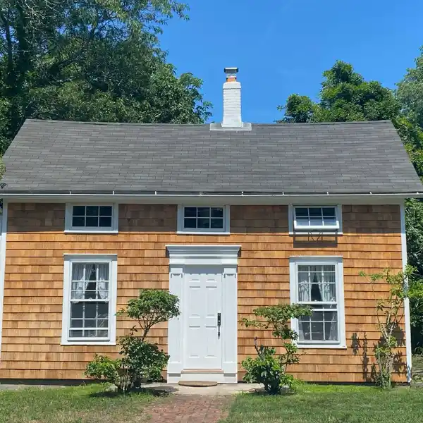 WONDERFUL SAG HARBOR VILLAGE GEM