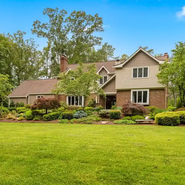 BREATHTAKING FULLY RENOVATED COLONIAL