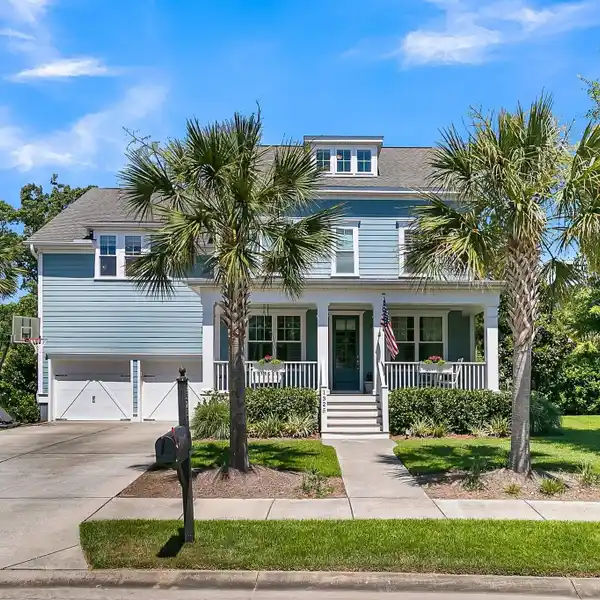 BEAUTIFUL COASTAL LOWCOUNTRY HOME
