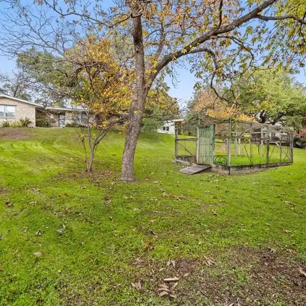 TRAVIS HEIGHTS GEM WITH REDEVELOPMENT FLEXIBILITY