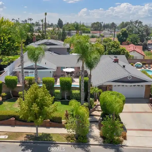 EXPANSIVE LUXURY ESTATE WITH POOL AND INCOME POTENTIAL