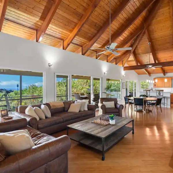 HAIKU ESTATE WITH OCEAN AND HALEAKALA VIEWS