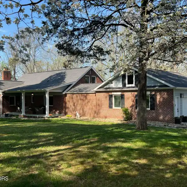 COZY RENOVATED HOME ON 16 ACRES