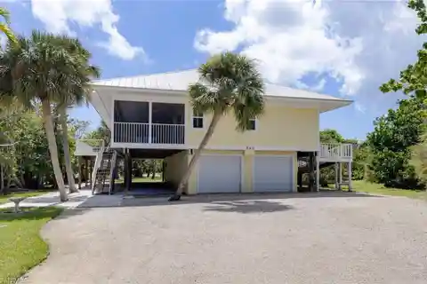 Renovated Coastal Gem One Block from Beach