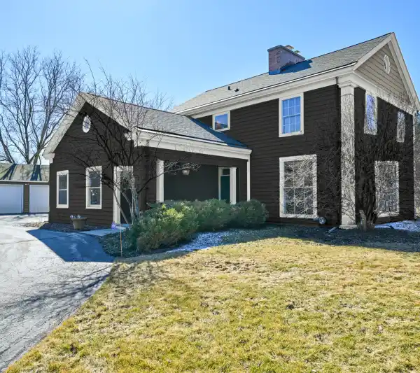 BREATHTAKING ESTATE OF OVER FIVE ACRES