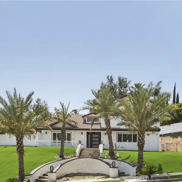 NEWLY REMODELED BEAUTY LOCATED IN PRIME LOCATION